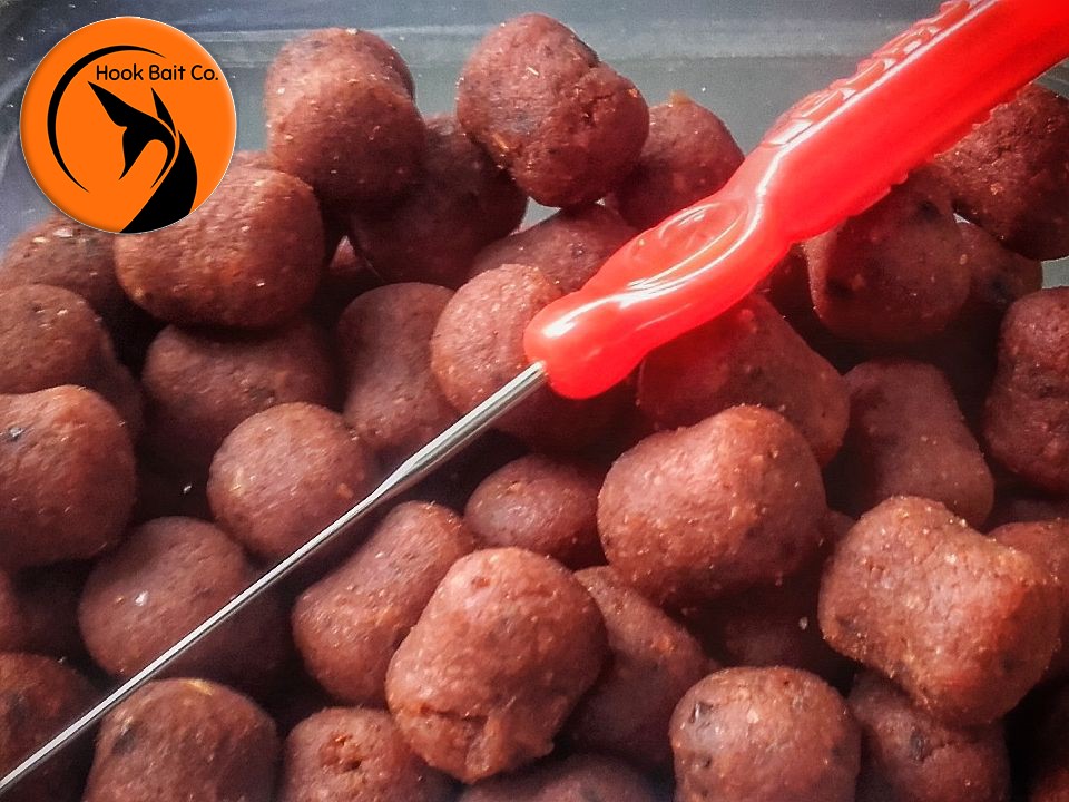 Spicy Fish Pro dumbell boilies from the Hook Bait Company 